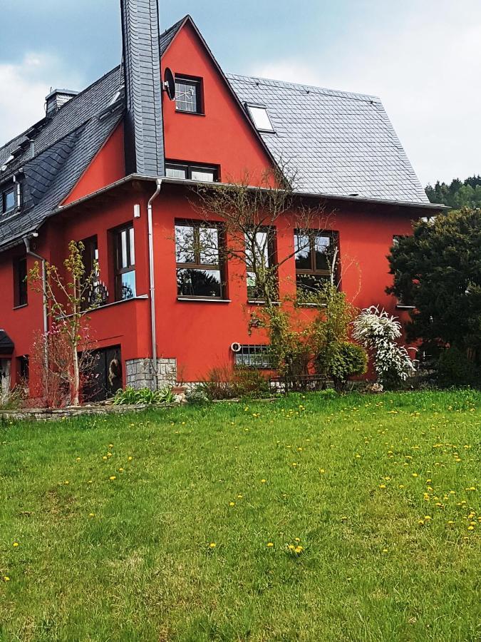 Montanregion Erzgebirge-Ihr Urlaub Ist Unsere Herzenssache Langenberg  Exterior photo
